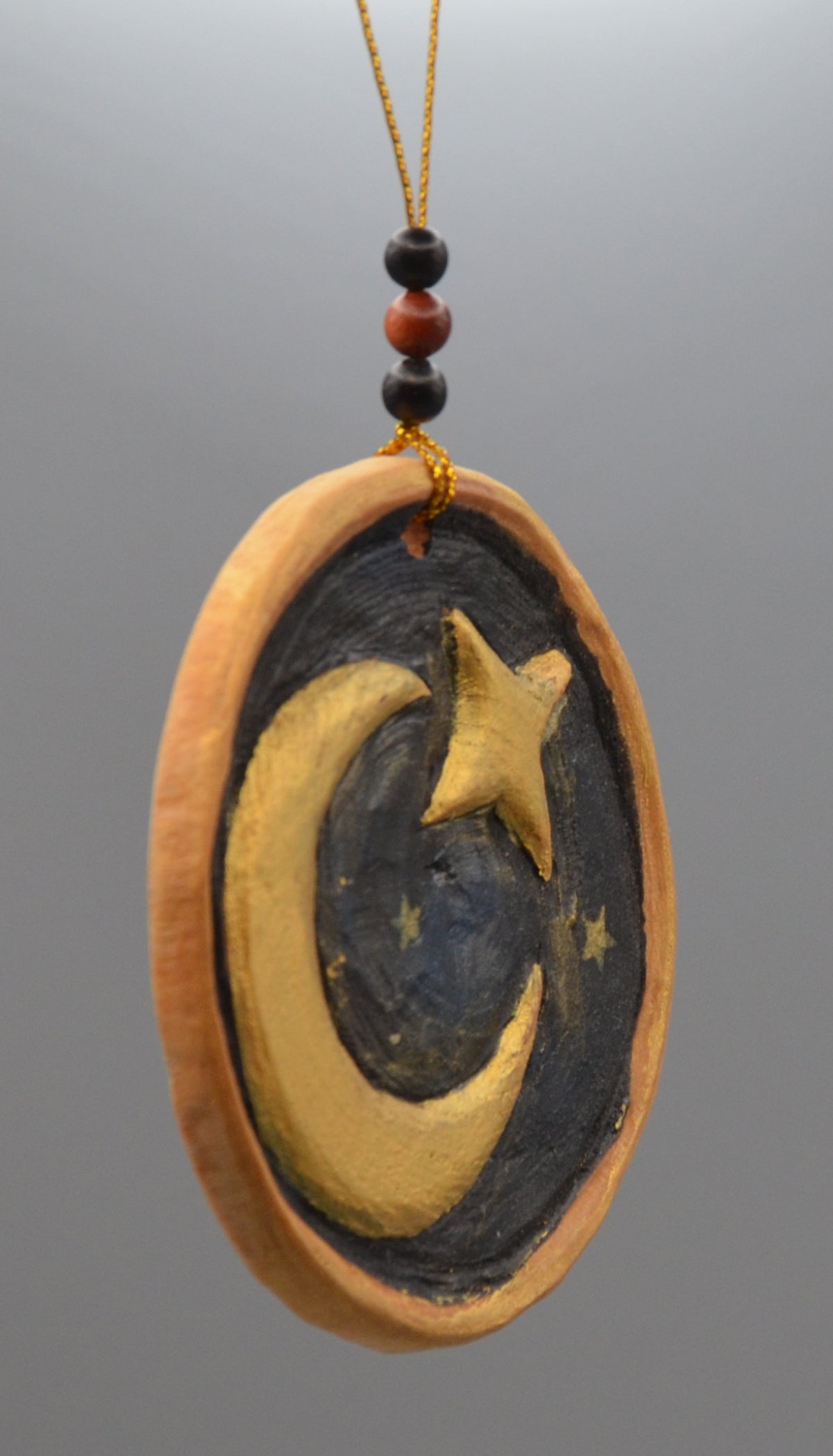 LA LUNE ET SON ÉTOILE