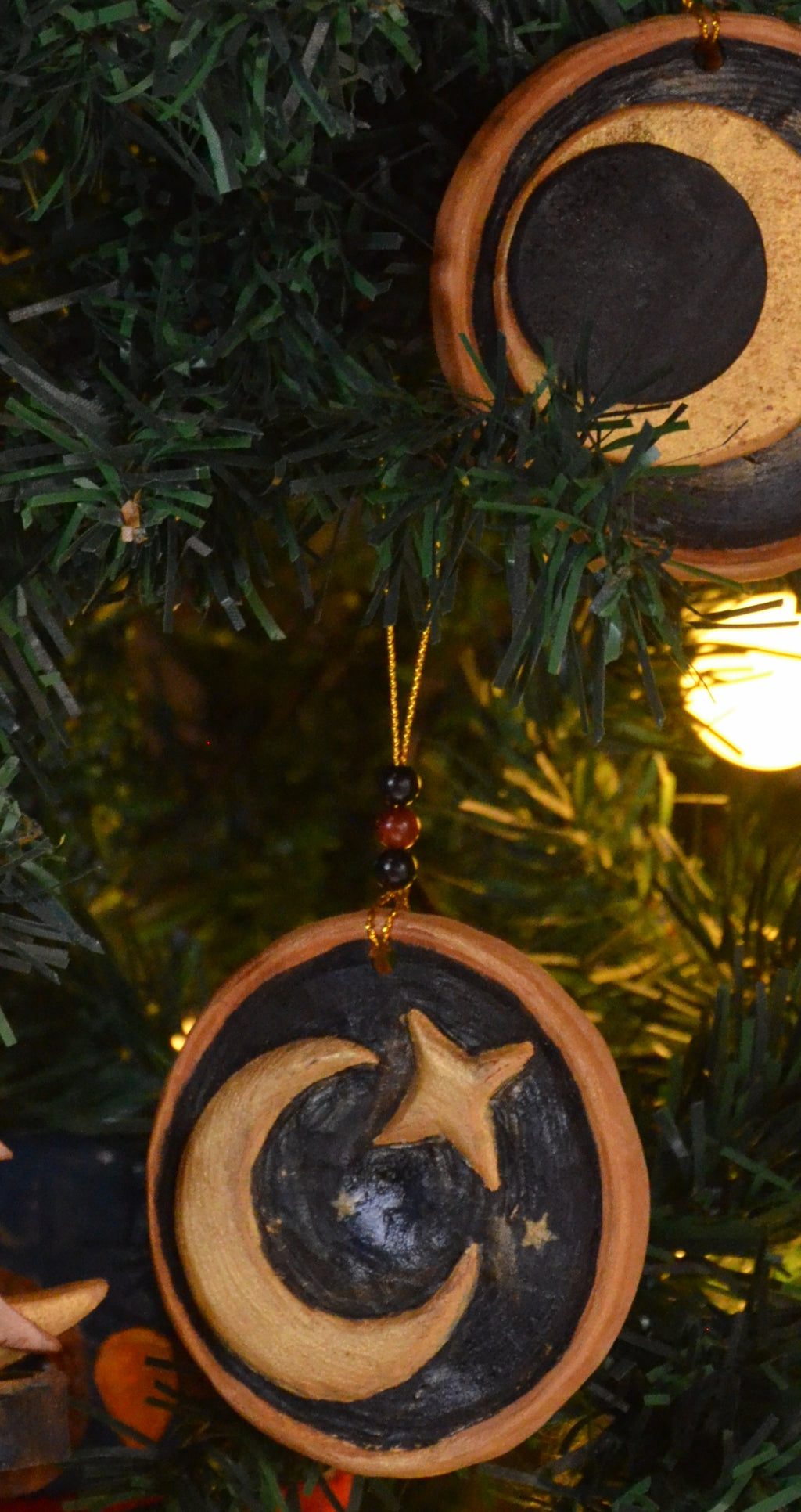 LA LUNE ET SON ÉTOILE