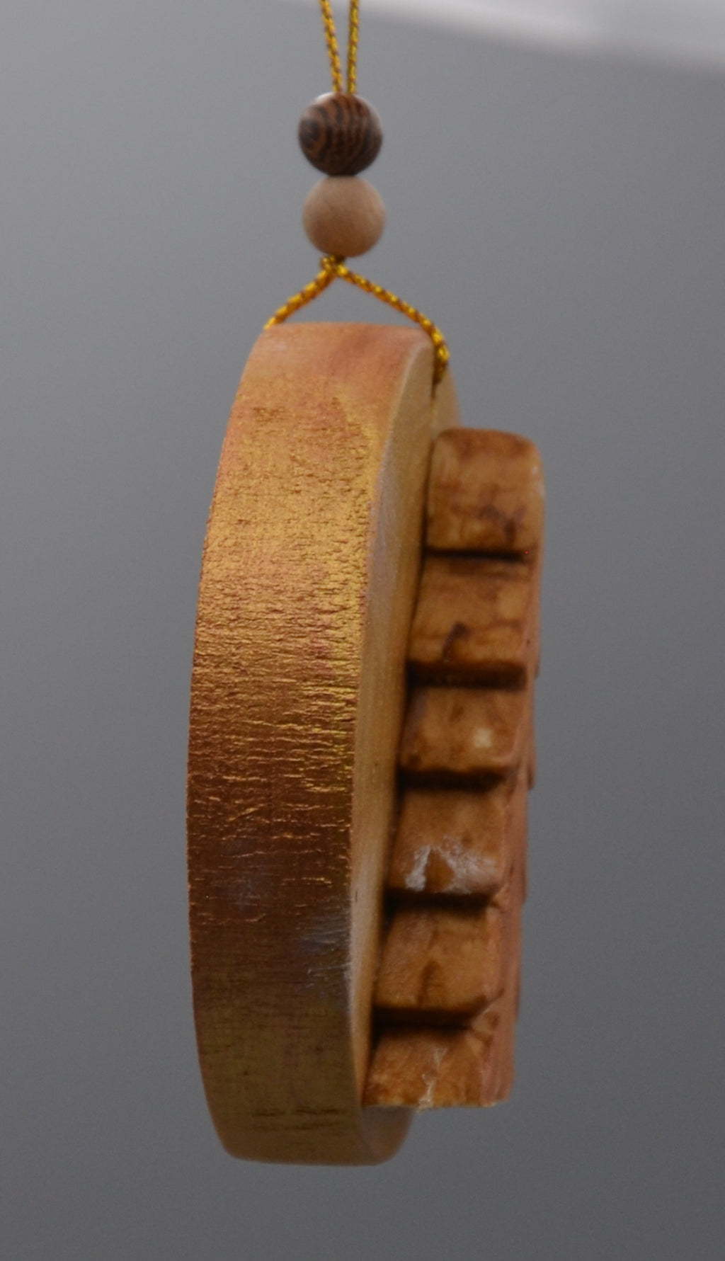 MÉDAILLON SAPIN